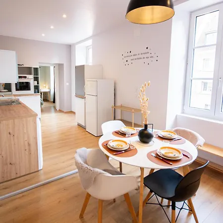 Le Celeste, Centre Historique, Wifi-netflix Apartment